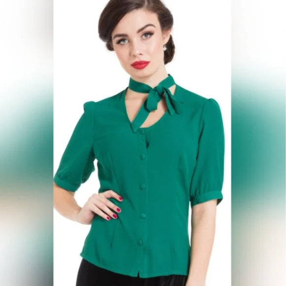 VooDoo Vixen Green Tie Front Button Top - Picture 1 of 7